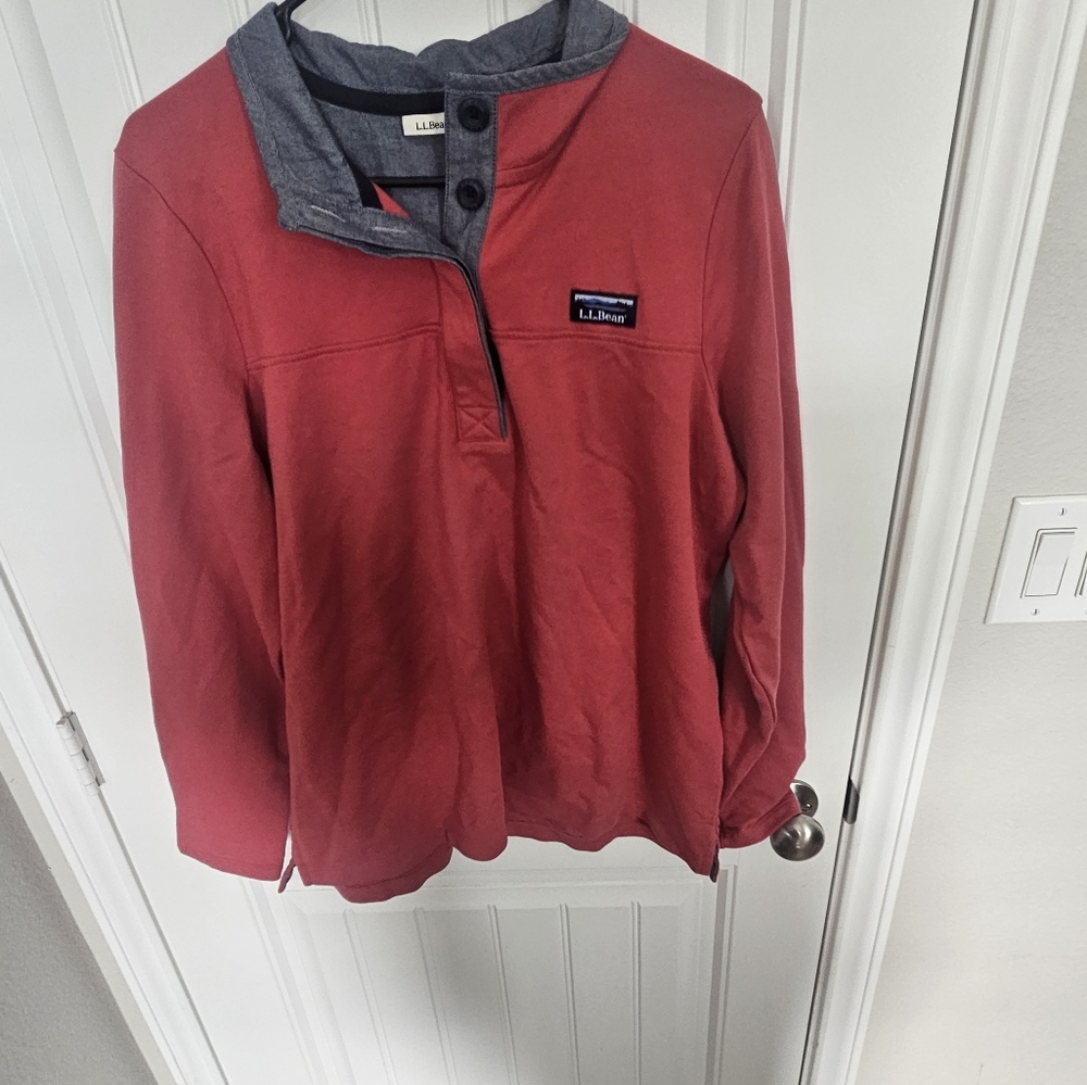 L.L.Bean red coral mens long sleeve shirt size L